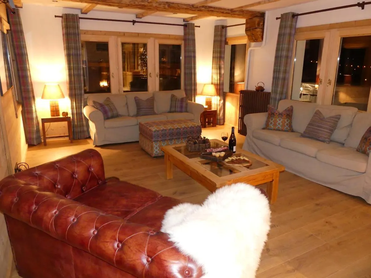 Chalé La Chaumiere - Luxury Traditional Chalet, Châtel França