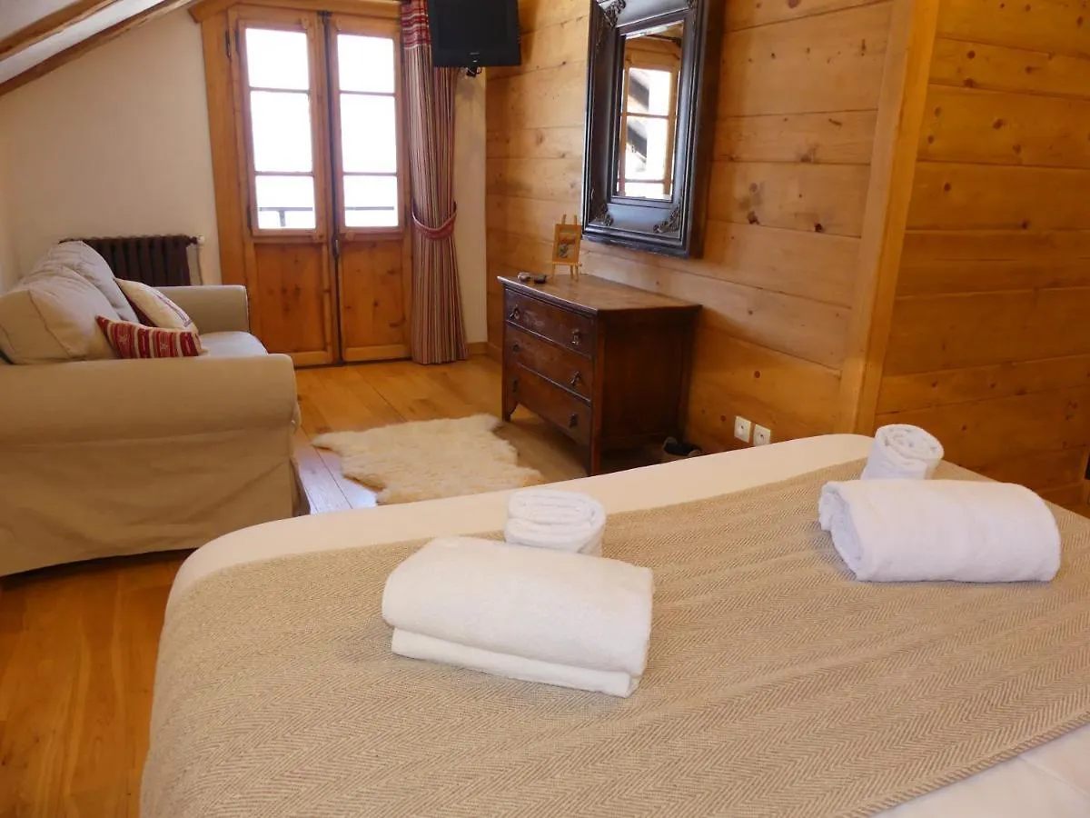 La Chaumiere - Luxury Traditional Chalet, Chatel France