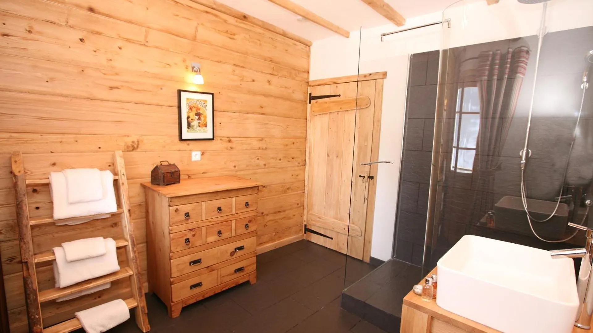 Chalet La Chaumiere - Luxury Traditional Chalet, Chatel