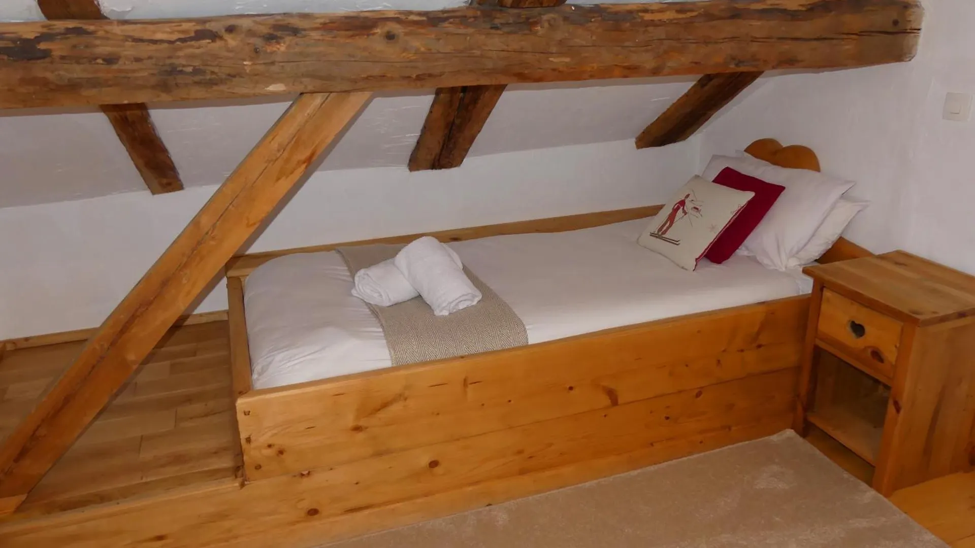 Chalet La Chaumiere - Luxury Traditional Chalet, Chatel France